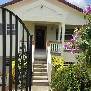 Delightful 4bed Modern With Wifi , Gros Islet Saint Lucia